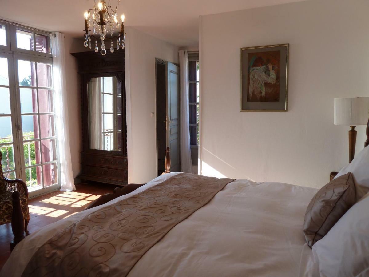 Maison Butterfly Bed and Breakfast Puissalicon Exterior foto