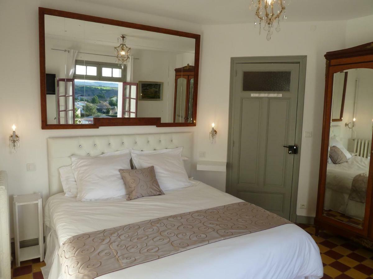 Maison Butterfly Bed and Breakfast Puissalicon Exterior foto